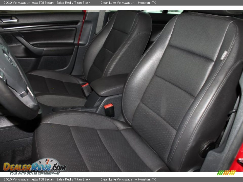 2010 Volkswagen Jetta TDI Sedan Salsa Red / Titan Black Photo #15
