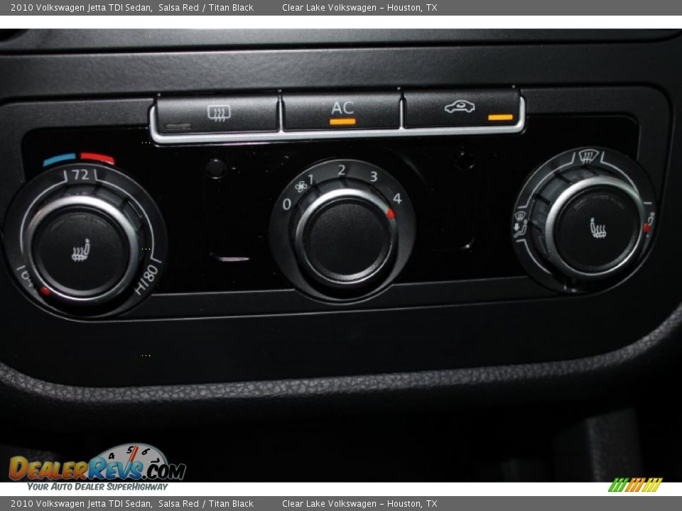2010 Volkswagen Jetta TDI Sedan Salsa Red / Titan Black Photo #22