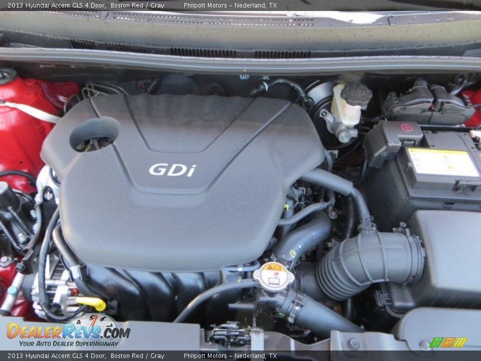 2013 Hyundai Accent GLS 4 Door Boston Red / Gray Photo #15