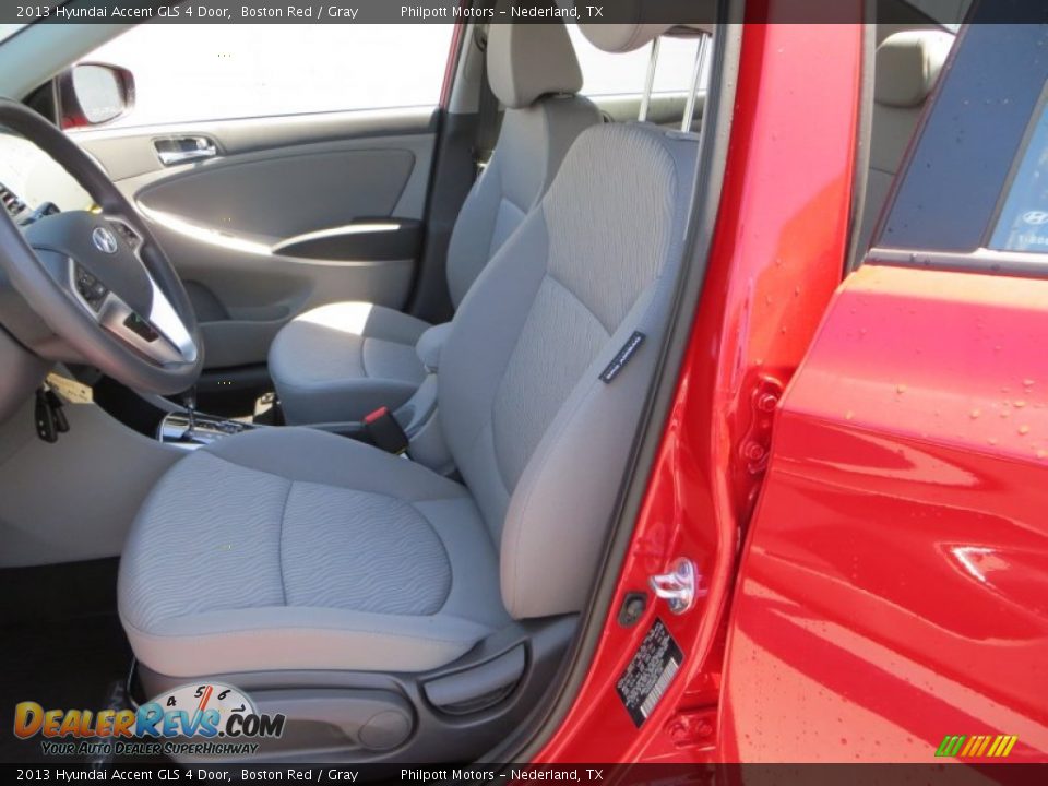 2013 Hyundai Accent GLS 4 Door Boston Red / Gray Photo #20