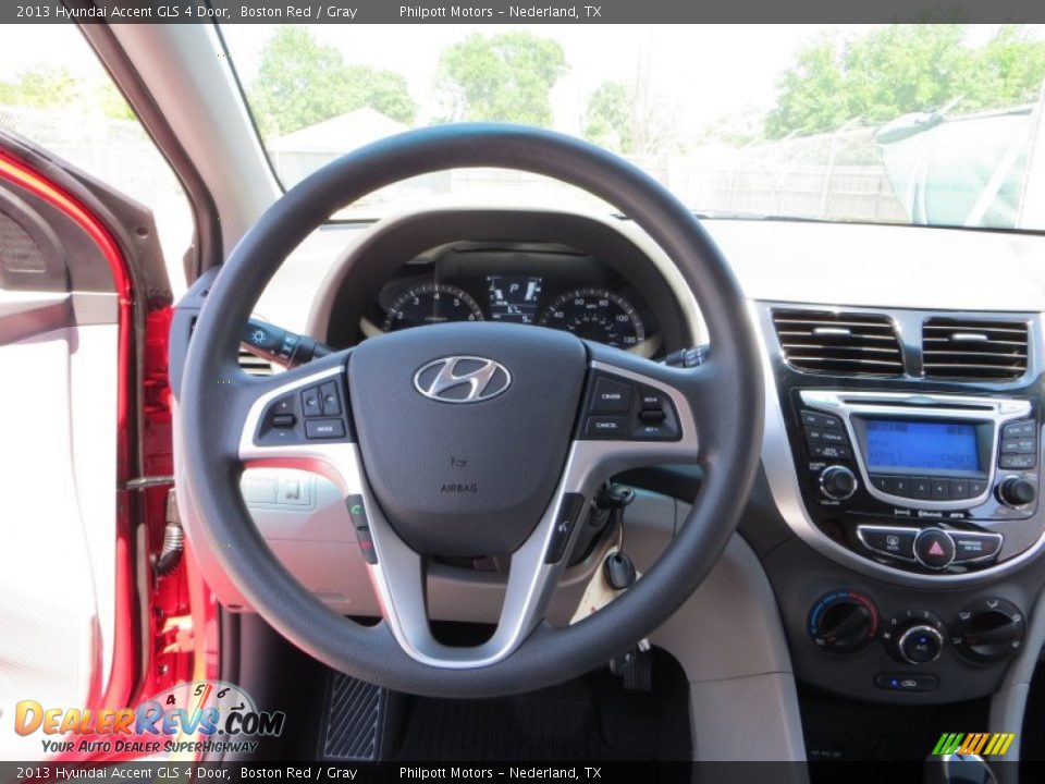 2013 Hyundai Accent GLS 4 Door Boston Red / Gray Photo #27