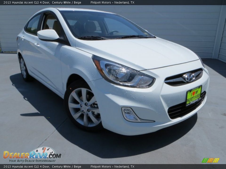 2013 Hyundai Accent GLS 4 Door Century White / Beige Photo #2