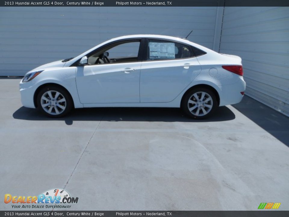 2013 Hyundai Accent GLS 4 Door Century White / Beige Photo #7