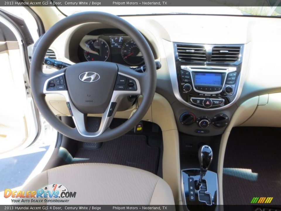 2013 Hyundai Accent GLS 4 Door Century White / Beige Photo #23