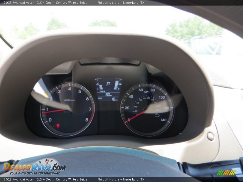 2013 Hyundai Accent GLS 4 Door Century White / Beige Photo #29