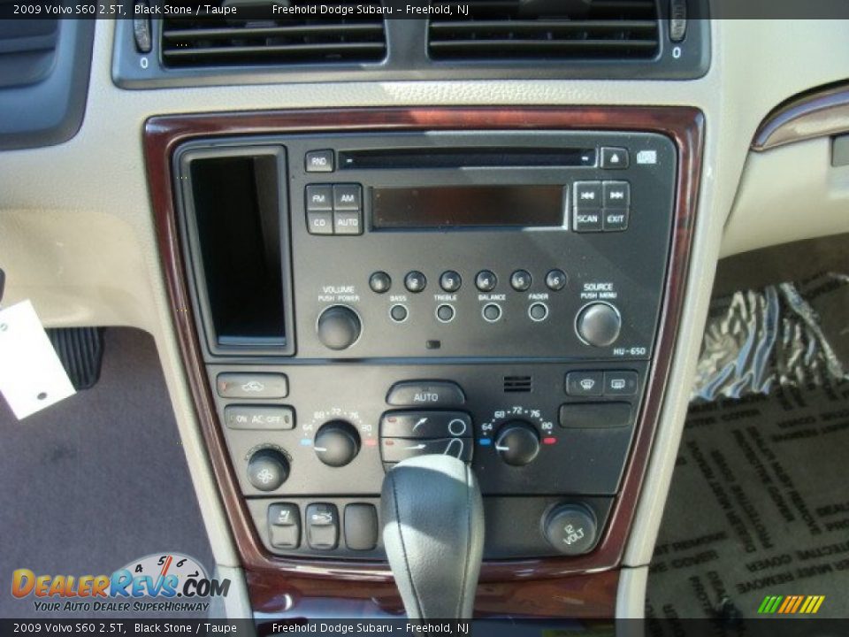 2009 Volvo S60 2.5T Black Stone / Taupe Photo #14
