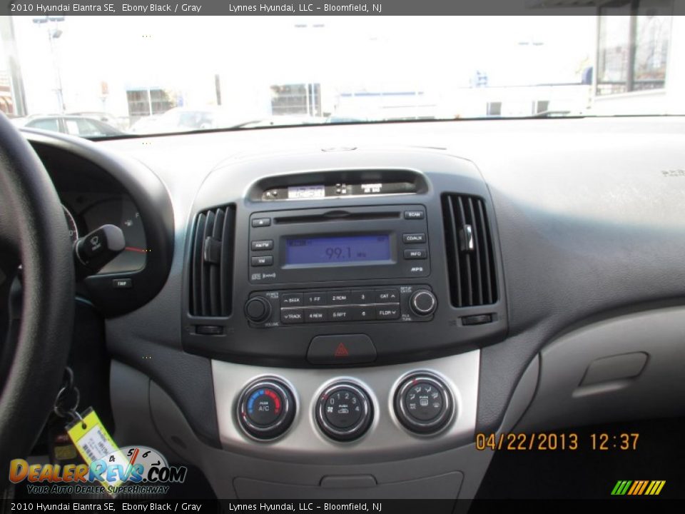 2010 Hyundai Elantra SE Ebony Black / Gray Photo #9
