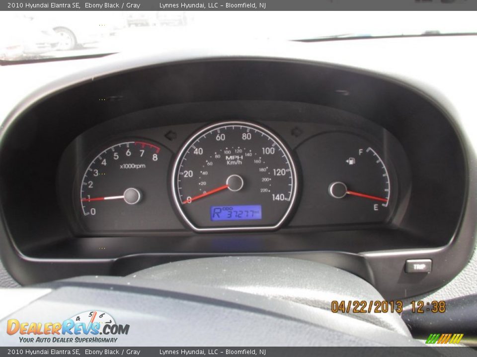 2010 Hyundai Elantra SE Ebony Black / Gray Photo #10