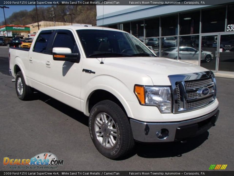 2009 Ford F150 Lariat SuperCrew 4x4 White Sand Tri Coat Metallic / Camel/Tan Photo #2