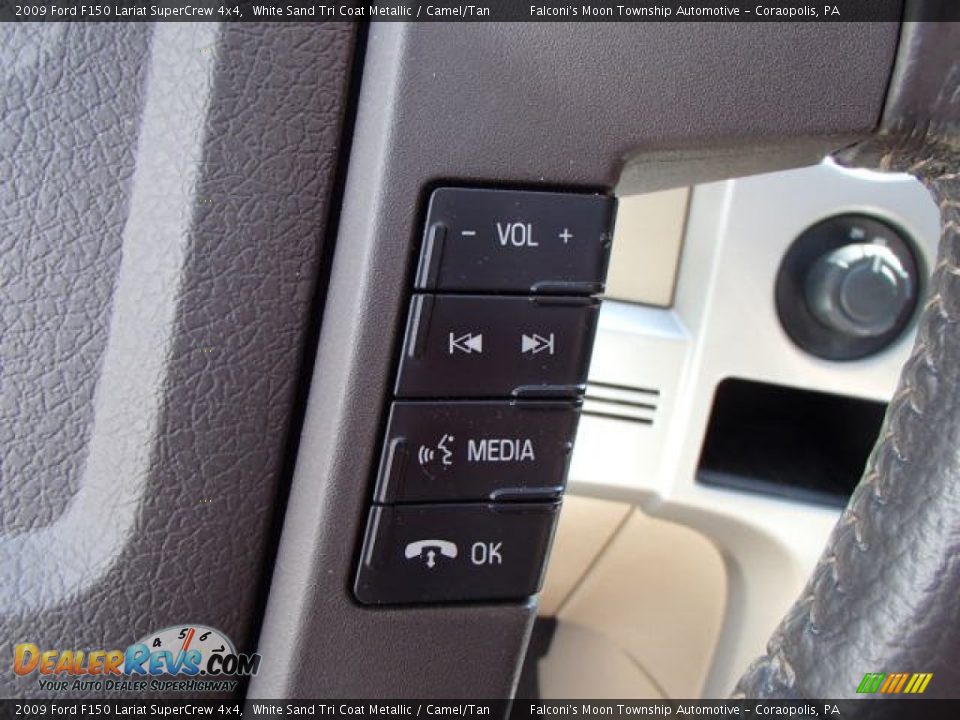 2009 Ford F150 Lariat SuperCrew 4x4 White Sand Tri Coat Metallic / Camel/Tan Photo #23