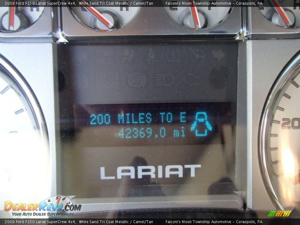 2009 Ford F150 Lariat SuperCrew 4x4 White Sand Tri Coat Metallic / Camel/Tan Photo #24