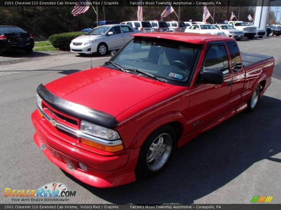 2001 Chevrolet S10 Extended Cab Xtreme Victory Red / Graphite Photo #4