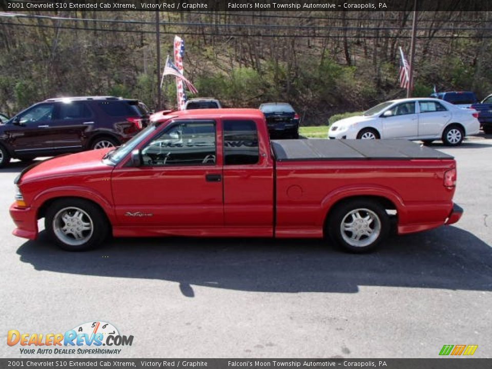 2001 Chevrolet S10 Extended Cab Xtreme Victory Red / Graphite Photo #5