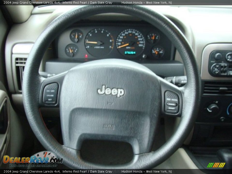 2004 Jeep Grand Cherokee Laredo 4x4 Inferno Red Pearl / Dark Slate Gray Photo #10