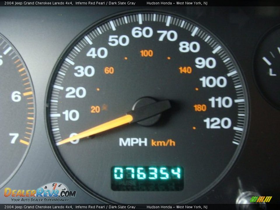 2004 Jeep Grand Cherokee Laredo 4x4 Inferno Red Pearl / Dark Slate Gray Photo #11