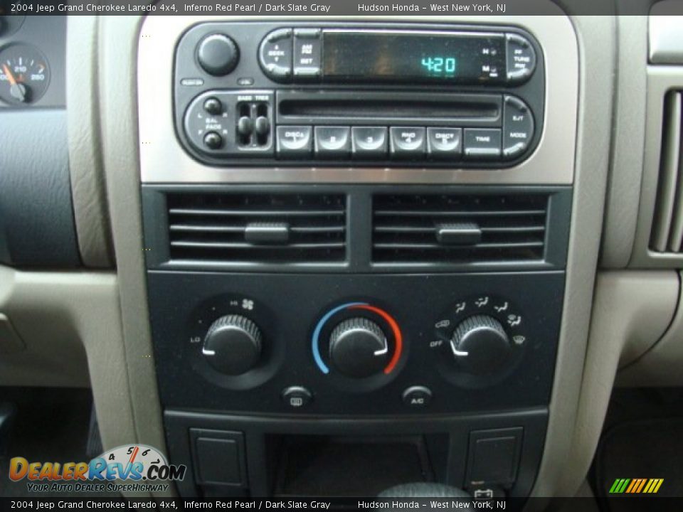 2004 Jeep Grand Cherokee Laredo 4x4 Inferno Red Pearl / Dark Slate Gray Photo #12