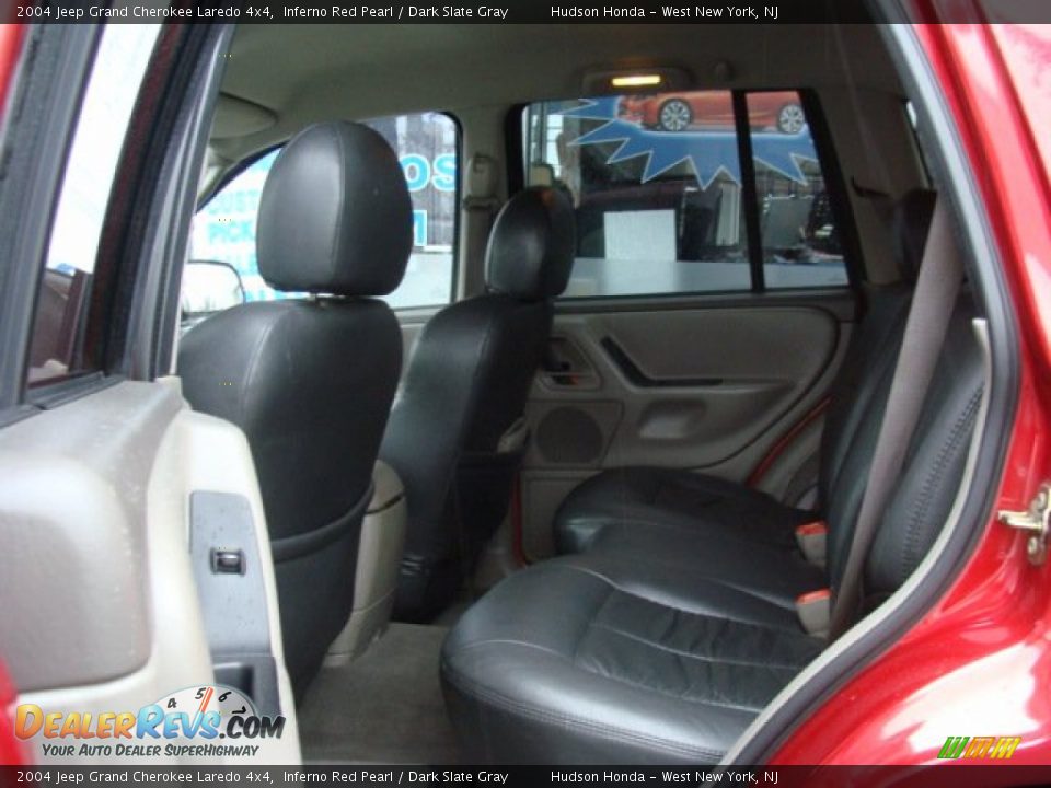 2004 Jeep Grand Cherokee Laredo 4x4 Inferno Red Pearl / Dark Slate Gray Photo #14