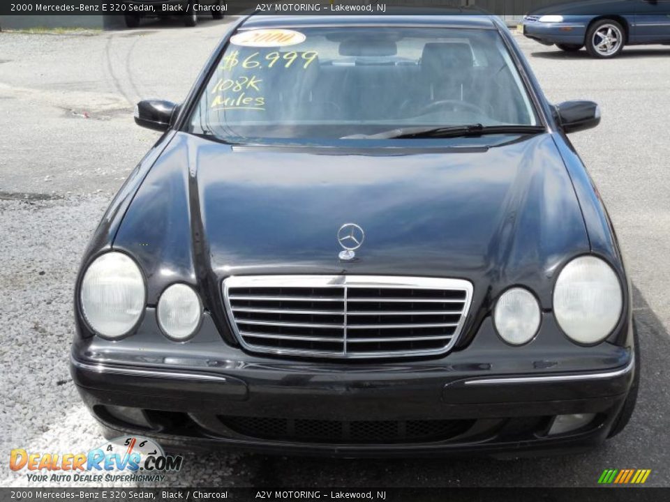 2000 Mercedes-Benz E 320 Sedan Black / Charcoal Photo #2