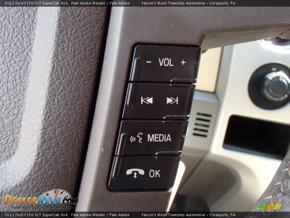 2011 Ford F150 XLT SuperCab 4x4 Pale Adobe Metallic / Pale Adobe Photo #23