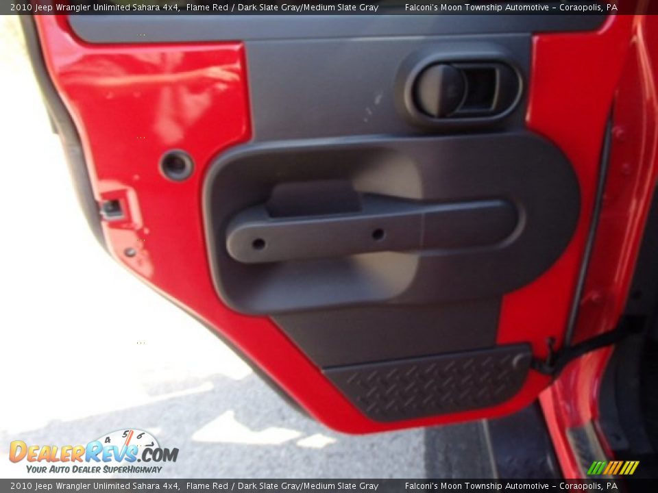 2010 Jeep Wrangler Unlimited Sahara 4x4 Flame Red / Dark Slate Gray/Medium Slate Gray Photo #14