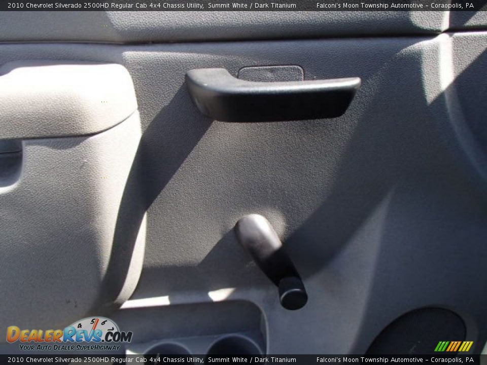2010 Chevrolet Silverado 2500HD Regular Cab 4x4 Chassis Utility Summit White / Dark Titanium Photo #16