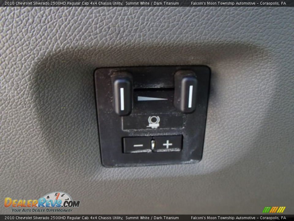 2010 Chevrolet Silverado 2500HD Regular Cab 4x4 Chassis Utility Summit White / Dark Titanium Photo #17