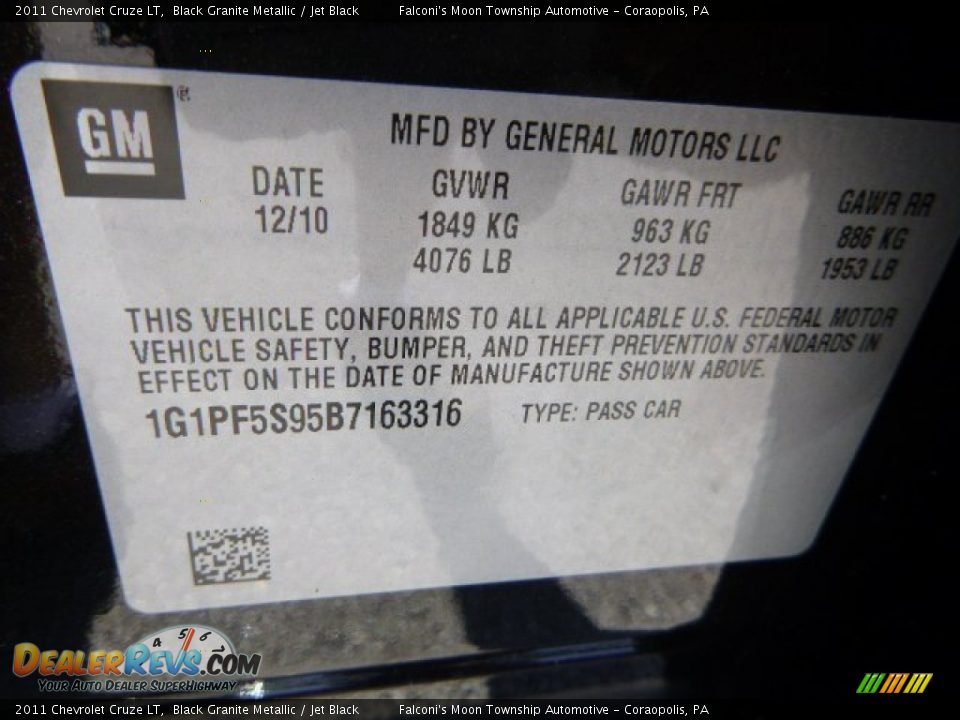 2011 Chevrolet Cruze LT Black Granite Metallic / Jet Black Photo #24