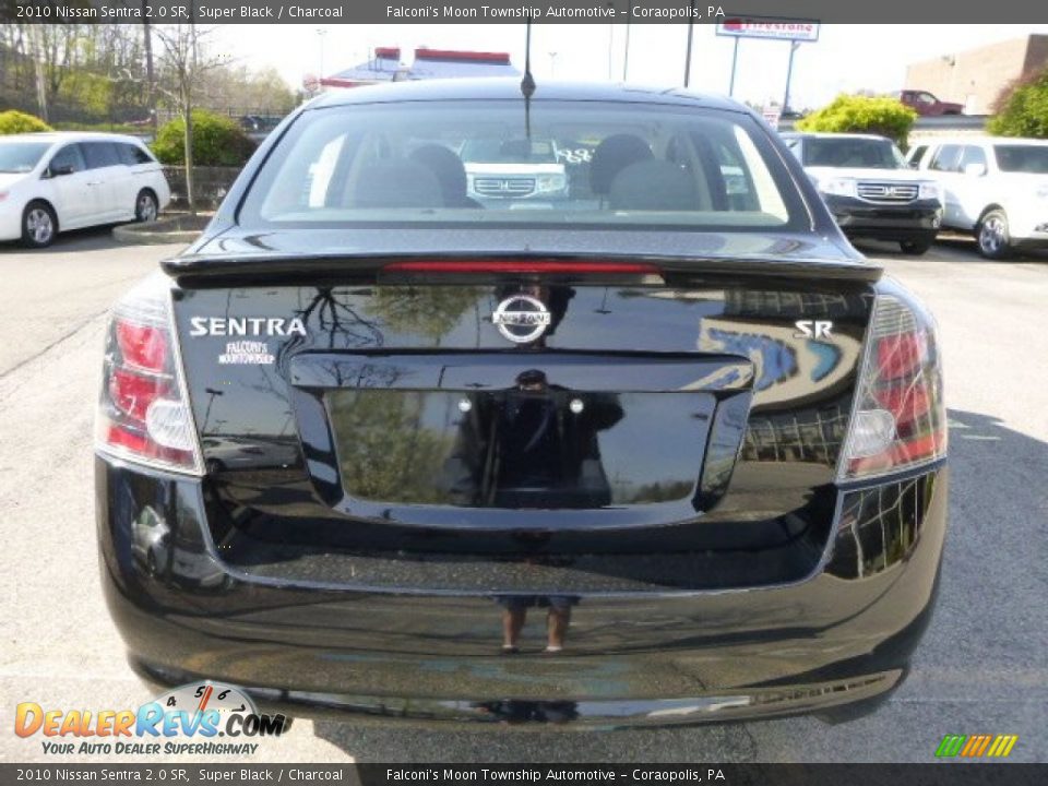 2010 Nissan Sentra 2.0 SR Super Black / Charcoal Photo #4