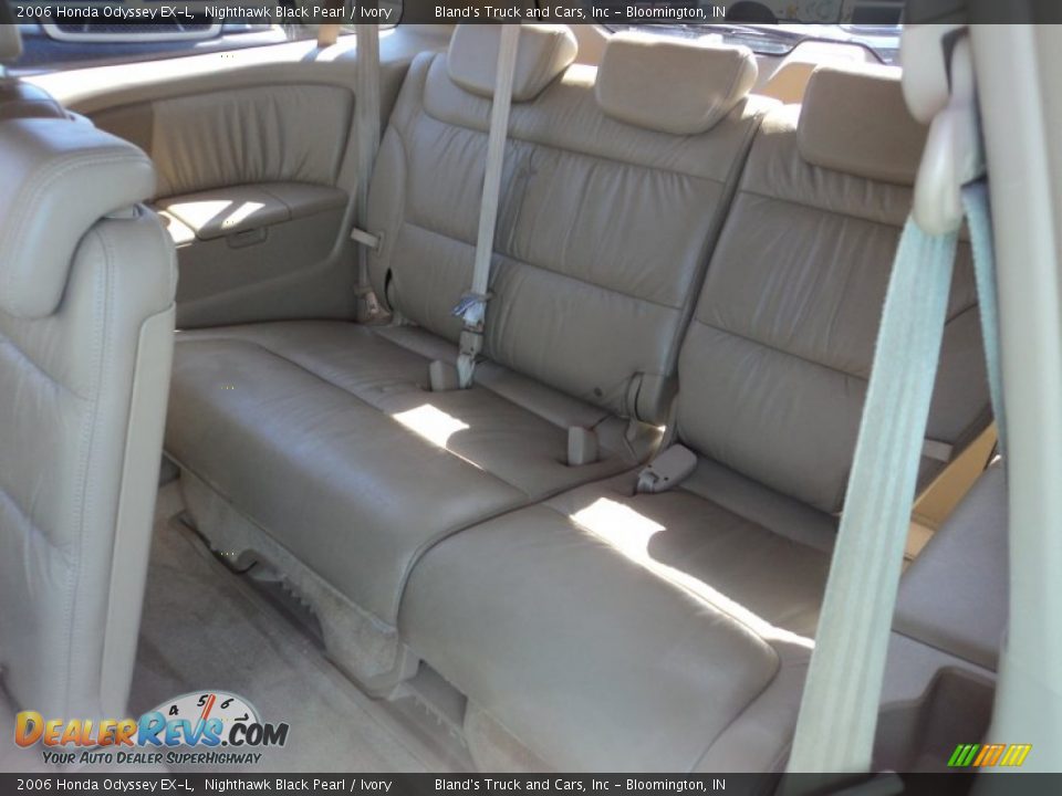 2006 Honda Odyssey EX-L Nighthawk Black Pearl / Ivory Photo #26