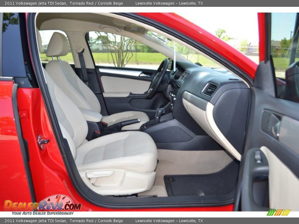 2011 Volkswagen Jetta TDI Sedan Tornado Red / Cornsilk Beige Photo #10