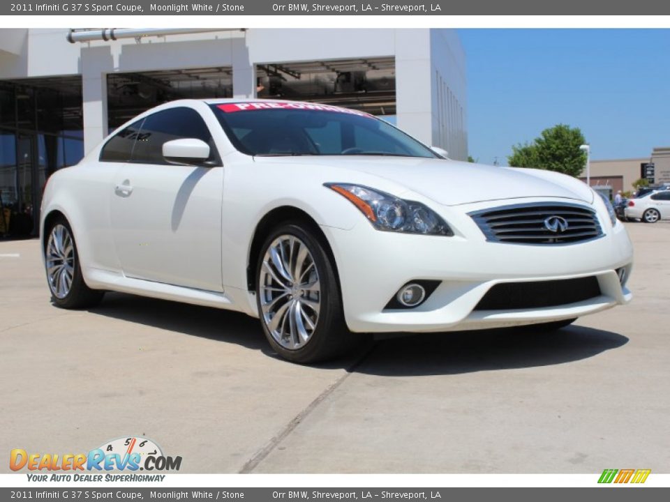 Front 3/4 View of 2011 Infiniti G 37 S Sport Coupe Photo #2