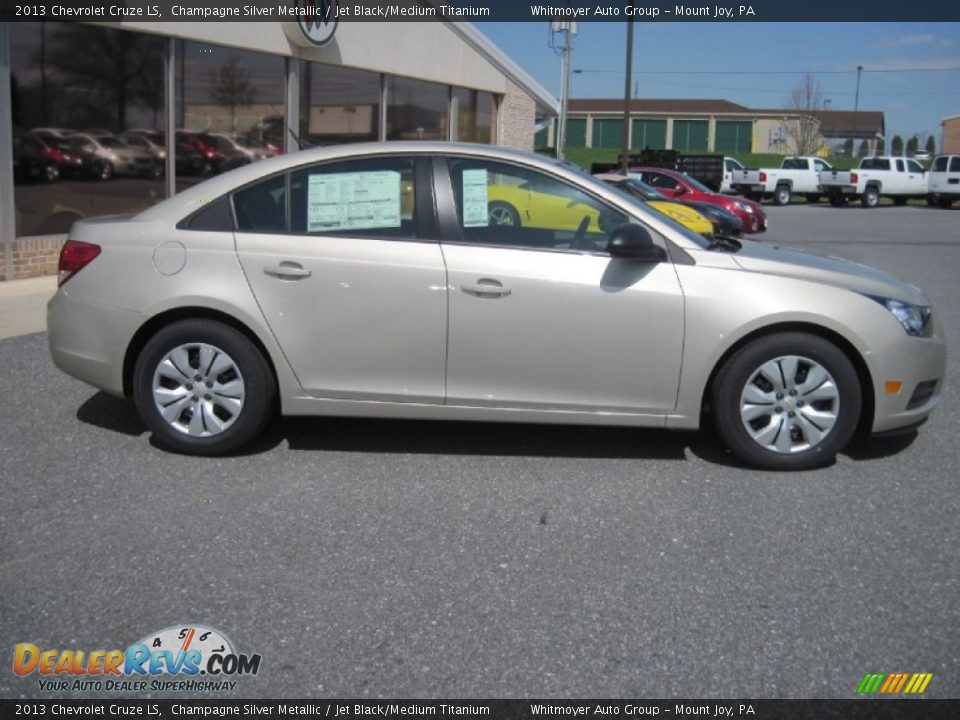 2013 Chevrolet Cruze LS Champagne Silver Metallic / Jet Black/Medium Titanium Photo #2