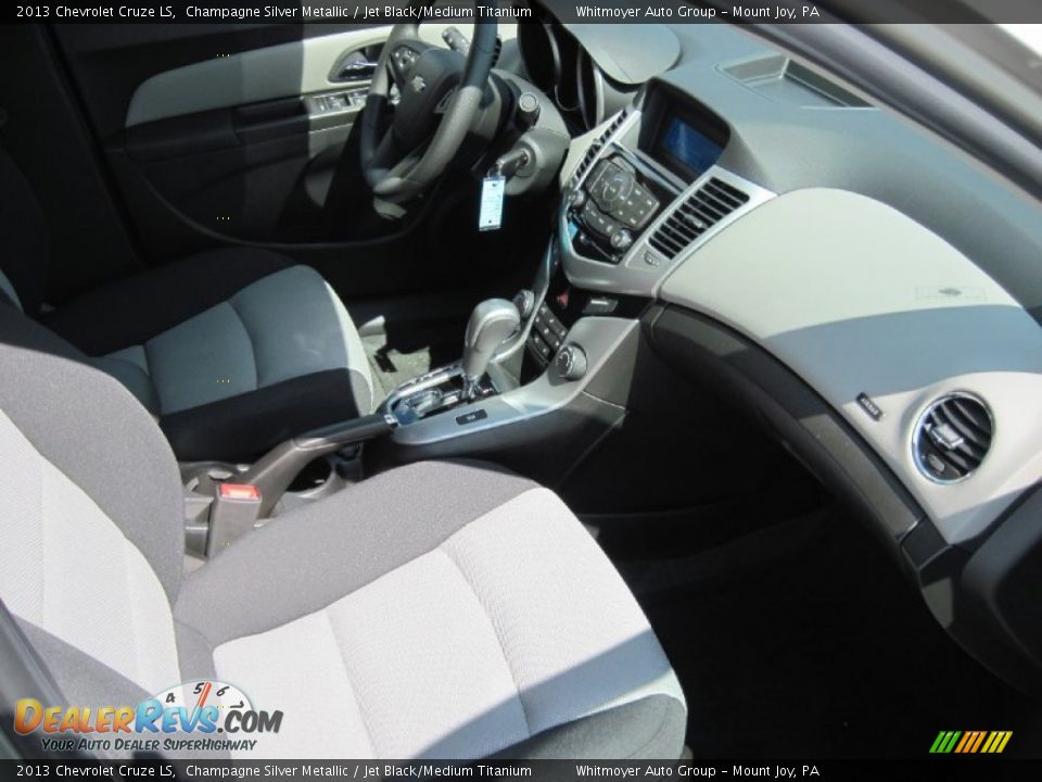 2013 Chevrolet Cruze LS Champagne Silver Metallic / Jet Black/Medium Titanium Photo #5