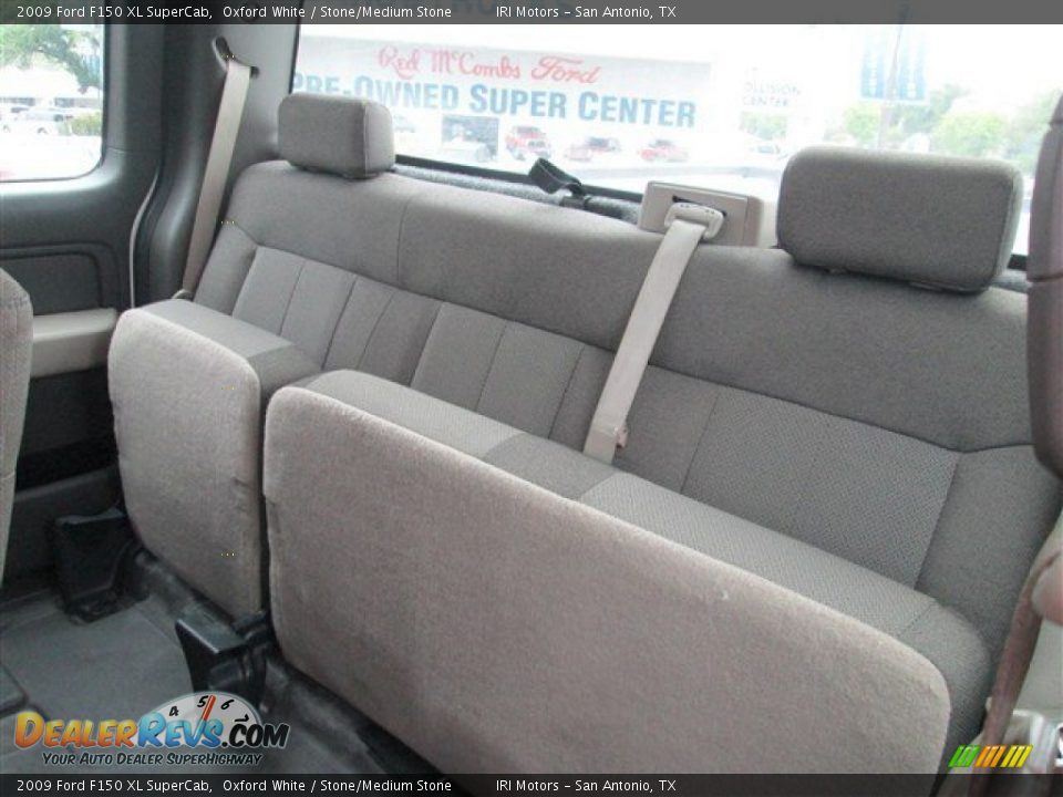 2009 Ford F150 XL SuperCab Oxford White / Stone/Medium Stone Photo #12