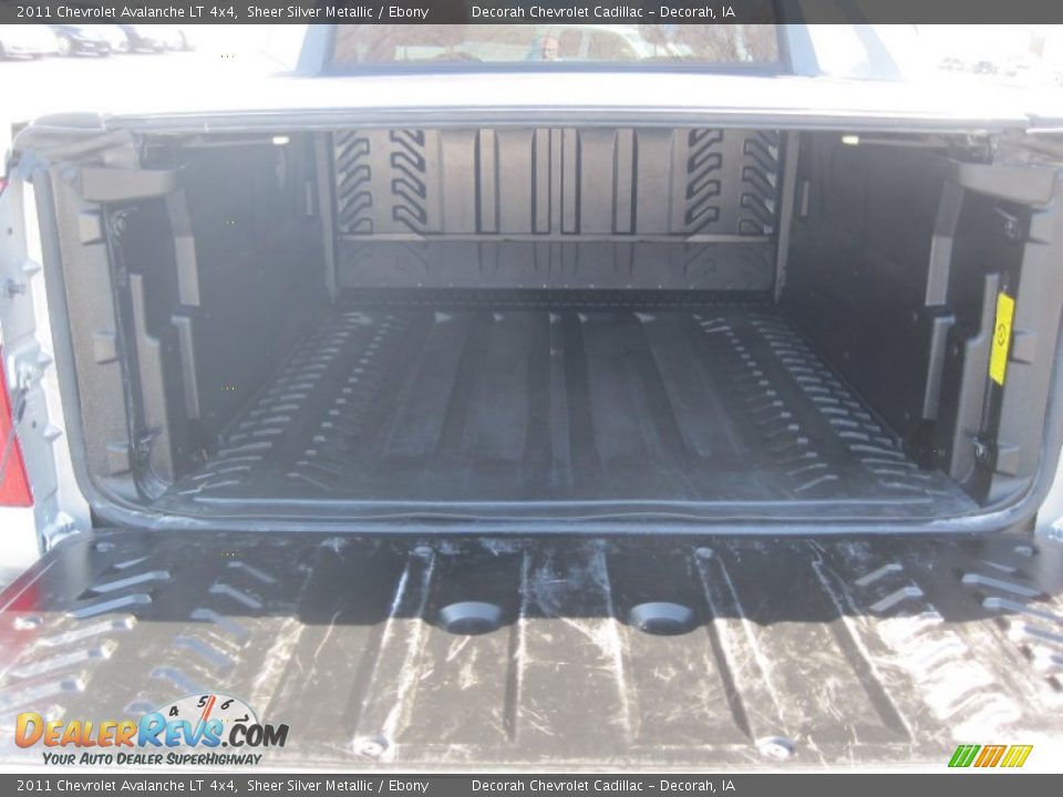 2011 Chevrolet Avalanche LT 4x4 Sheer Silver Metallic / Ebony Photo #5