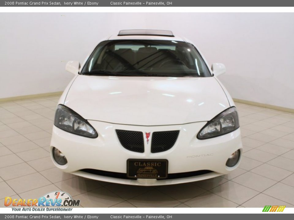 2008 Pontiac Grand Prix Sedan Ivory White / Ebony Photo #2