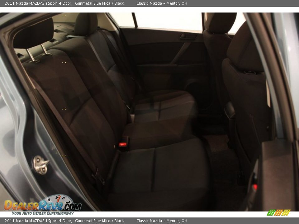 2011 Mazda MAZDA3 i Sport 4 Door Gunmetal Blue Mica / Black Photo #12
