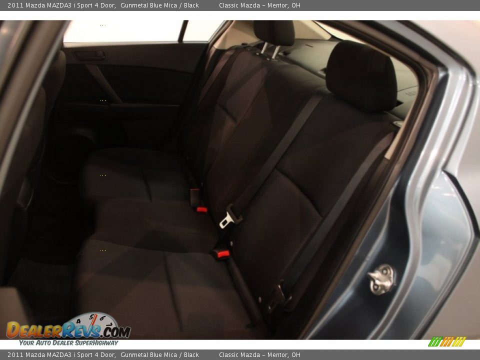 2011 Mazda MAZDA3 i Sport 4 Door Gunmetal Blue Mica / Black Photo #13