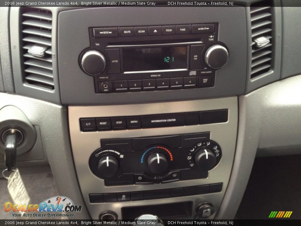 2006 Jeep Grand Cherokee Laredo 4x4 Bright Silver Metallic / Medium Slate Gray Photo #18