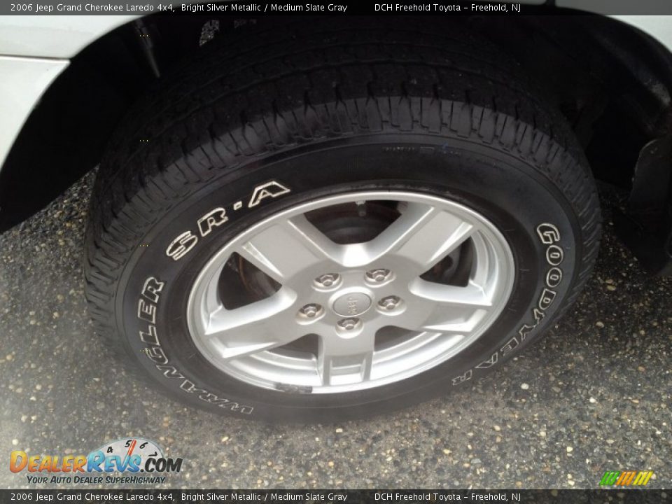 2006 Jeep Grand Cherokee Laredo 4x4 Bright Silver Metallic / Medium Slate Gray Photo #21