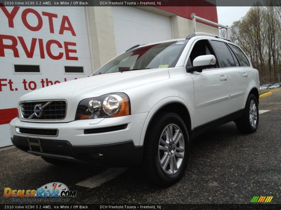 2010 Volvo XC90 3.2 AWD Ice White / Off Black Photo #1