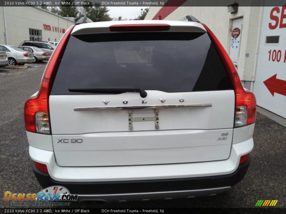 2010 Volvo XC90 3.2 AWD Ice White / Off Black Photo #5
