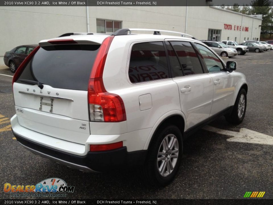 2010 Volvo XC90 3.2 AWD Ice White / Off Black Photo #6