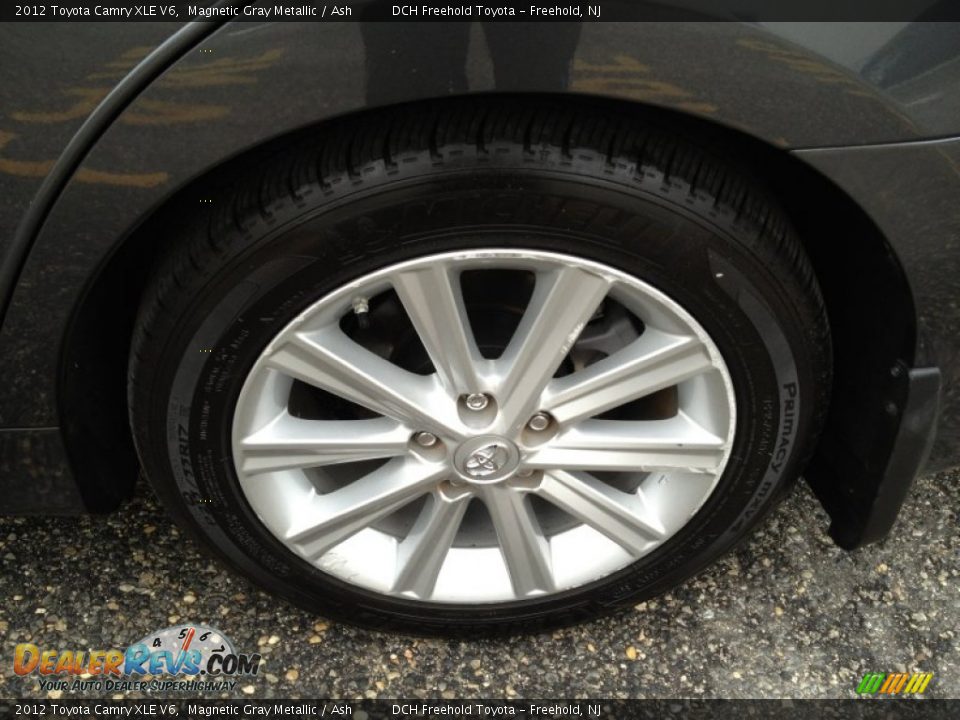 2012 Toyota Camry XLE V6 Magnetic Gray Metallic / Ash Photo #7