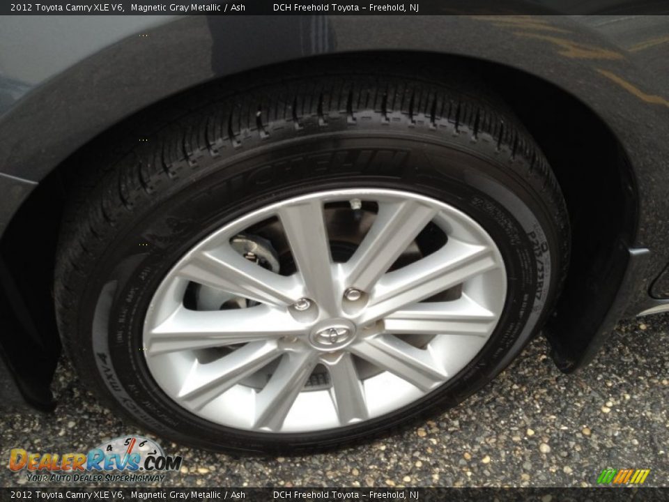 2012 Toyota Camry XLE V6 Magnetic Gray Metallic / Ash Photo #8