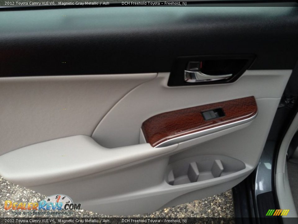2012 Toyota Camry XLE V6 Magnetic Gray Metallic / Ash Photo #9