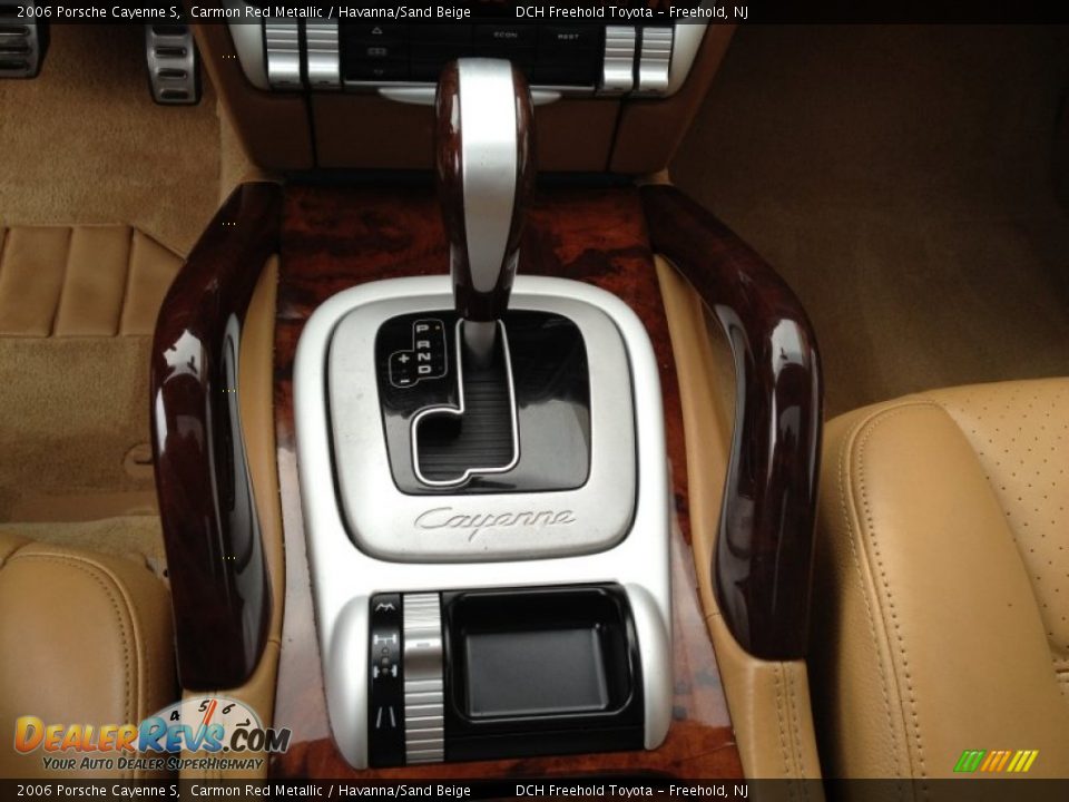 2006 Porsche Cayenne S Shifter Photo #17
