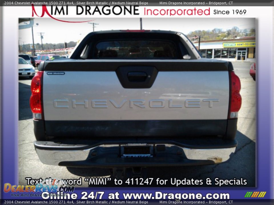2004 Chevrolet Avalanche 1500 Z71 4x4 Silver Birch Metallic / Medium Neutral Beige Photo #7