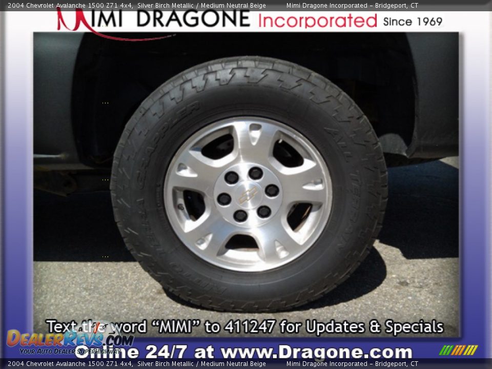 2004 Chevrolet Avalanche 1500 Z71 4x4 Silver Birch Metallic / Medium Neutral Beige Photo #9