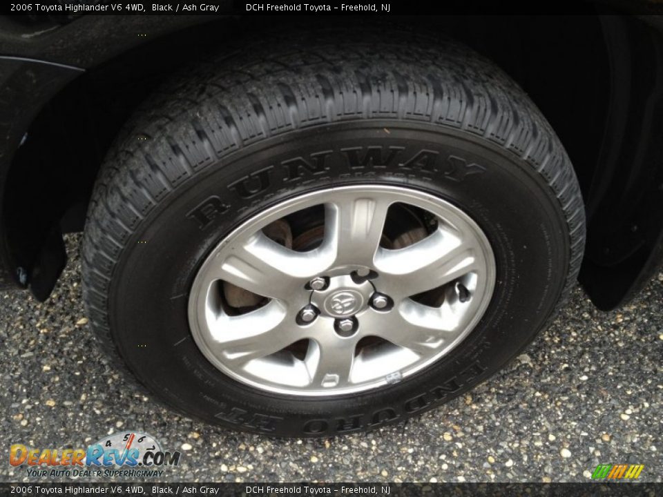 2006 Toyota Highlander V6 4WD Black / Ash Gray Photo #8